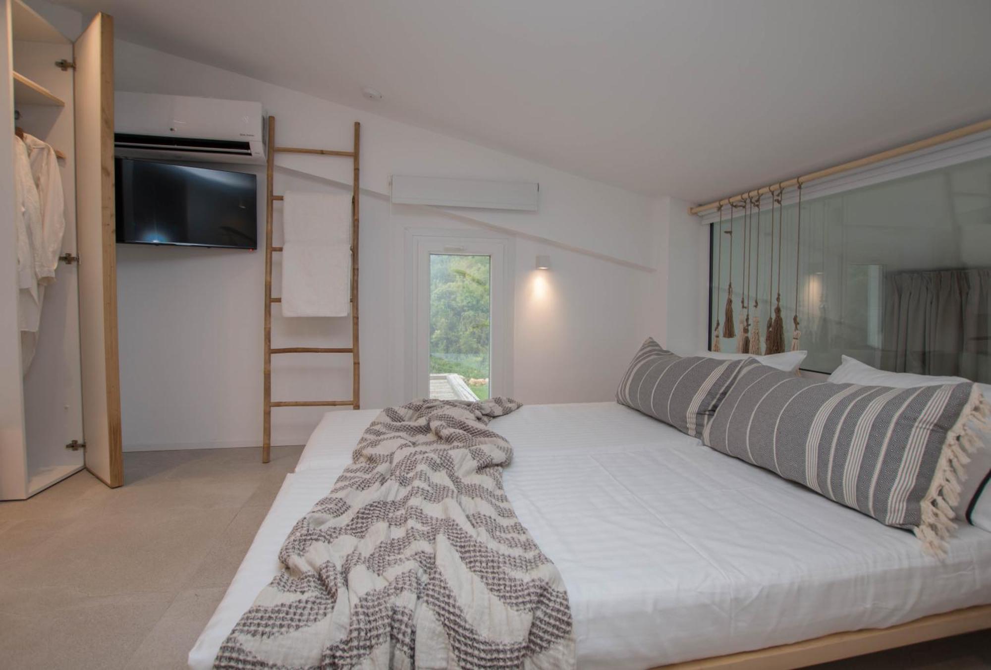 Aristotelia Gi - Premium Luxury Villas With Private Pools 올림피아다 외부 사진